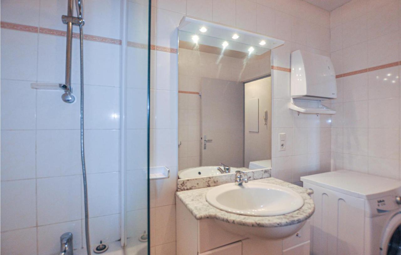 3 Bedroom Nice Apartment In Canet En Roussillon Exterior foto
